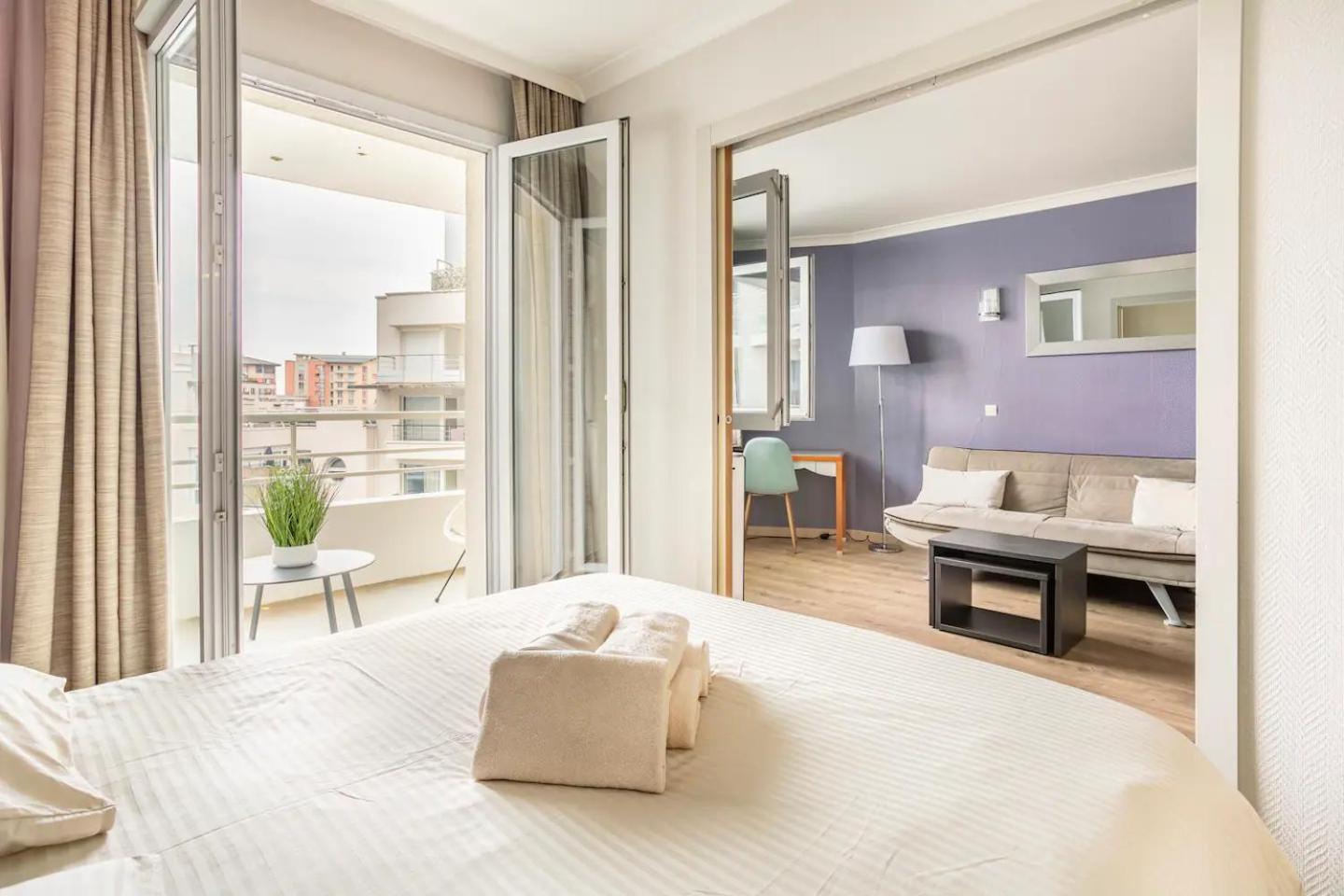 Mycityhaven Paris La Defense Courbevoie Buitenkant foto